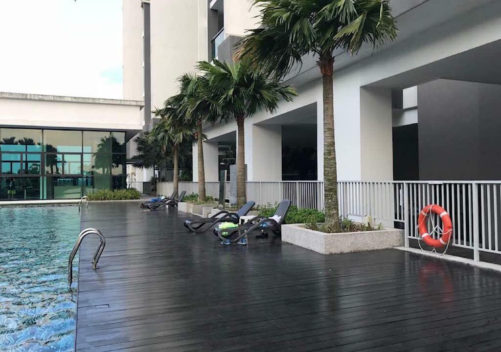 Skyloft Muslim Suite Johor Bahru Exterior foto
